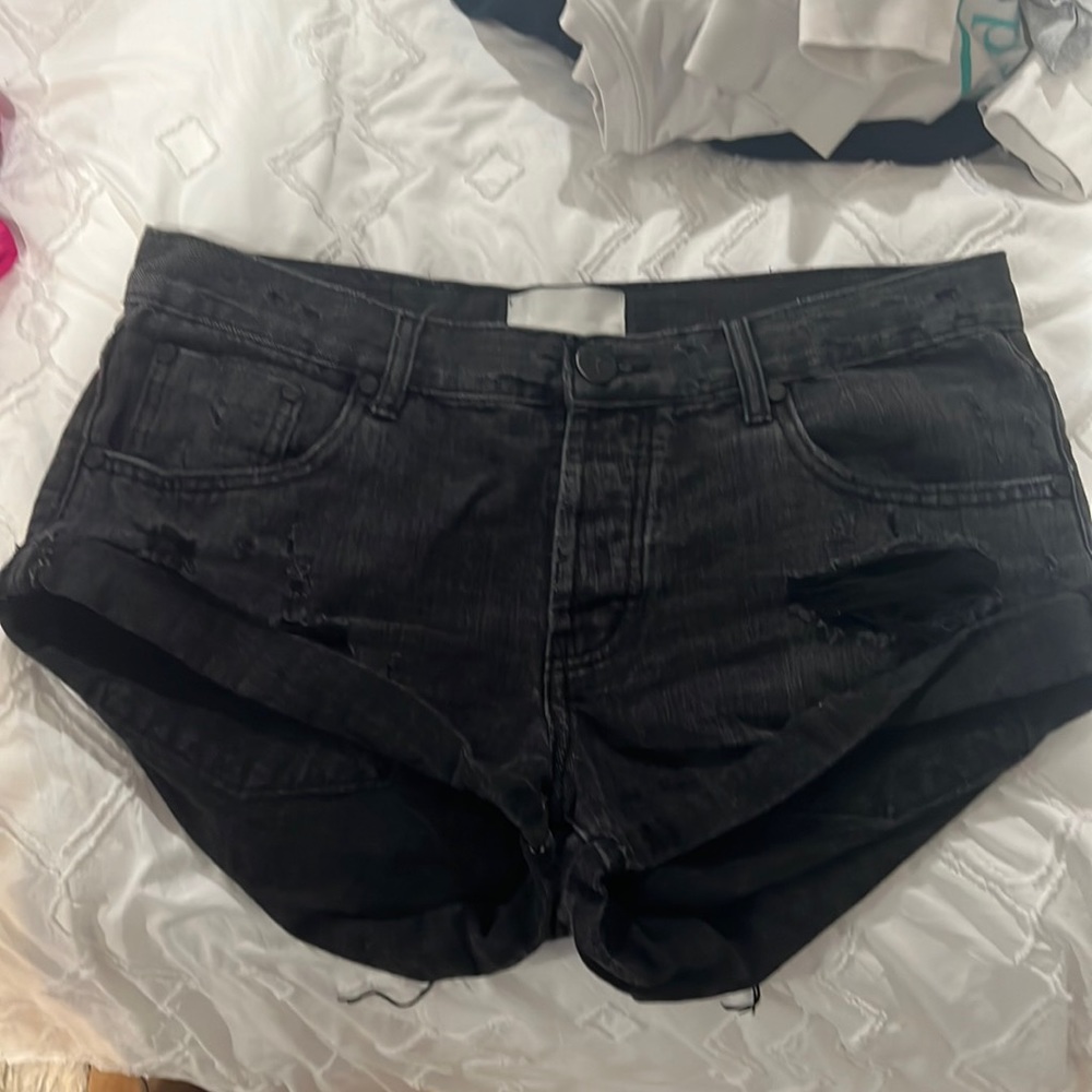 black one teaspoon bandit shorts size 28